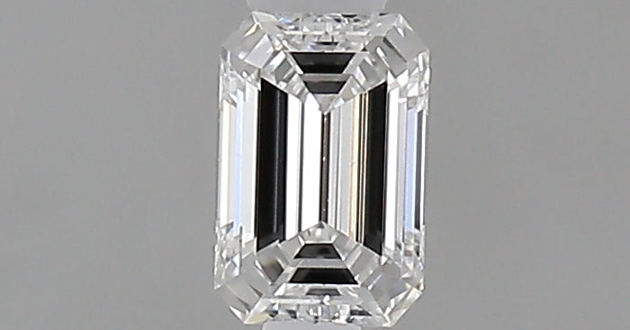 0.23 carat Emerald diamond E  VVS2