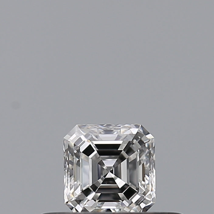 0.23 carat Emerald diamond E VVS1