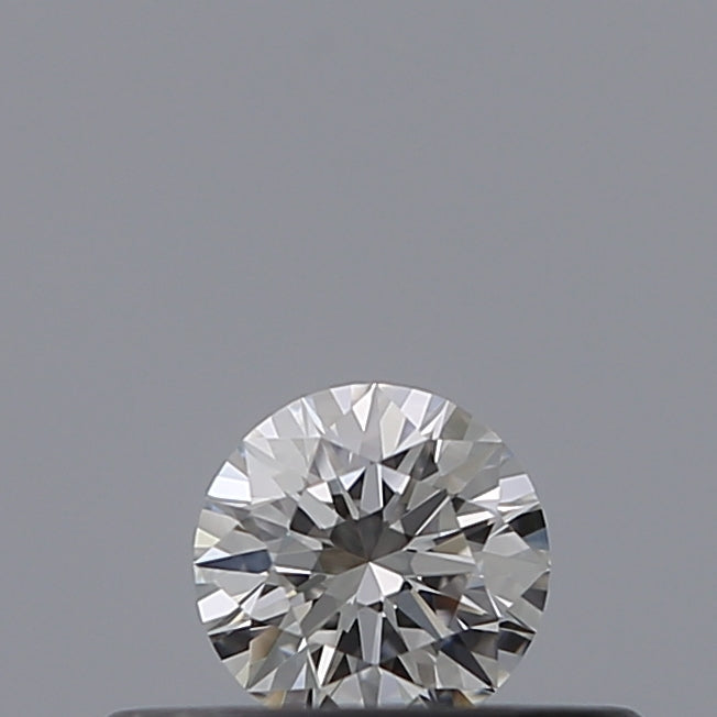 0.18 carat Round diamond F VVS2 Excellent