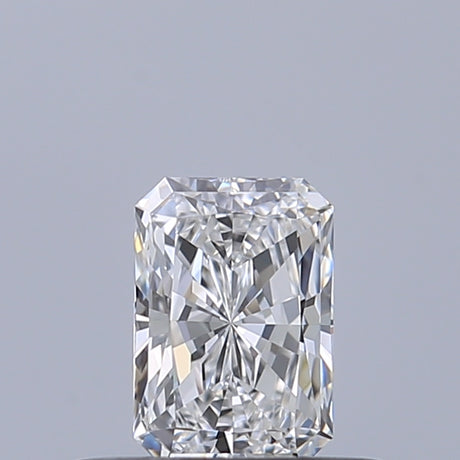 0.32 carat Radiant diamond D VVS1