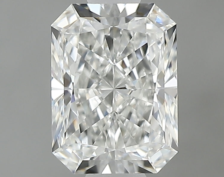 0.70 carat Radiant diamond G VVS2