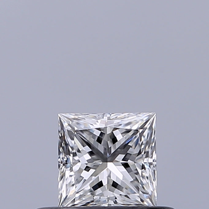 0.32 carat Princess diamond E VVS1