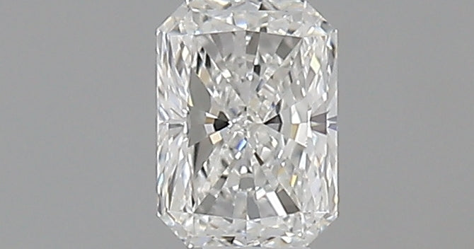 0.28 carat Radiant diamond G VS1