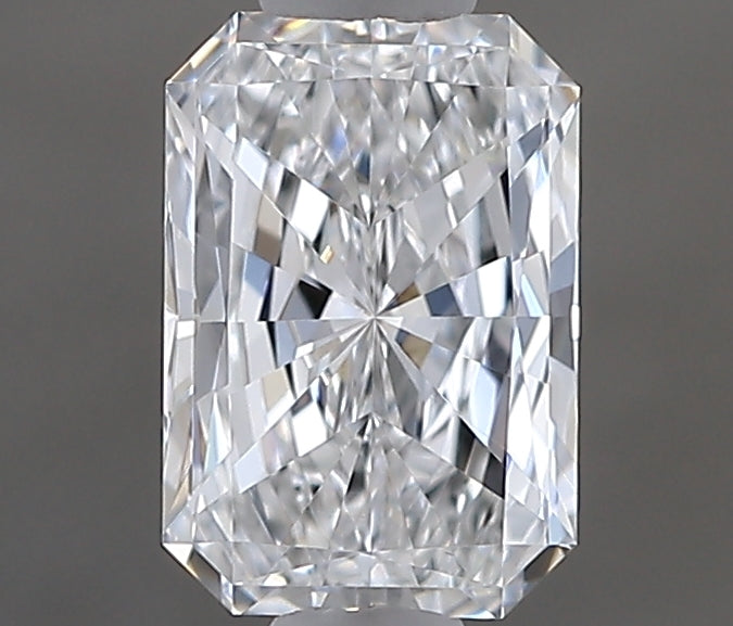 0.50 carat Radiant diamond E  VVS2