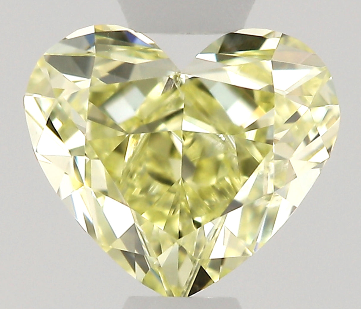 0.45 carat Heart diamond  Yellow SI2 Excellent