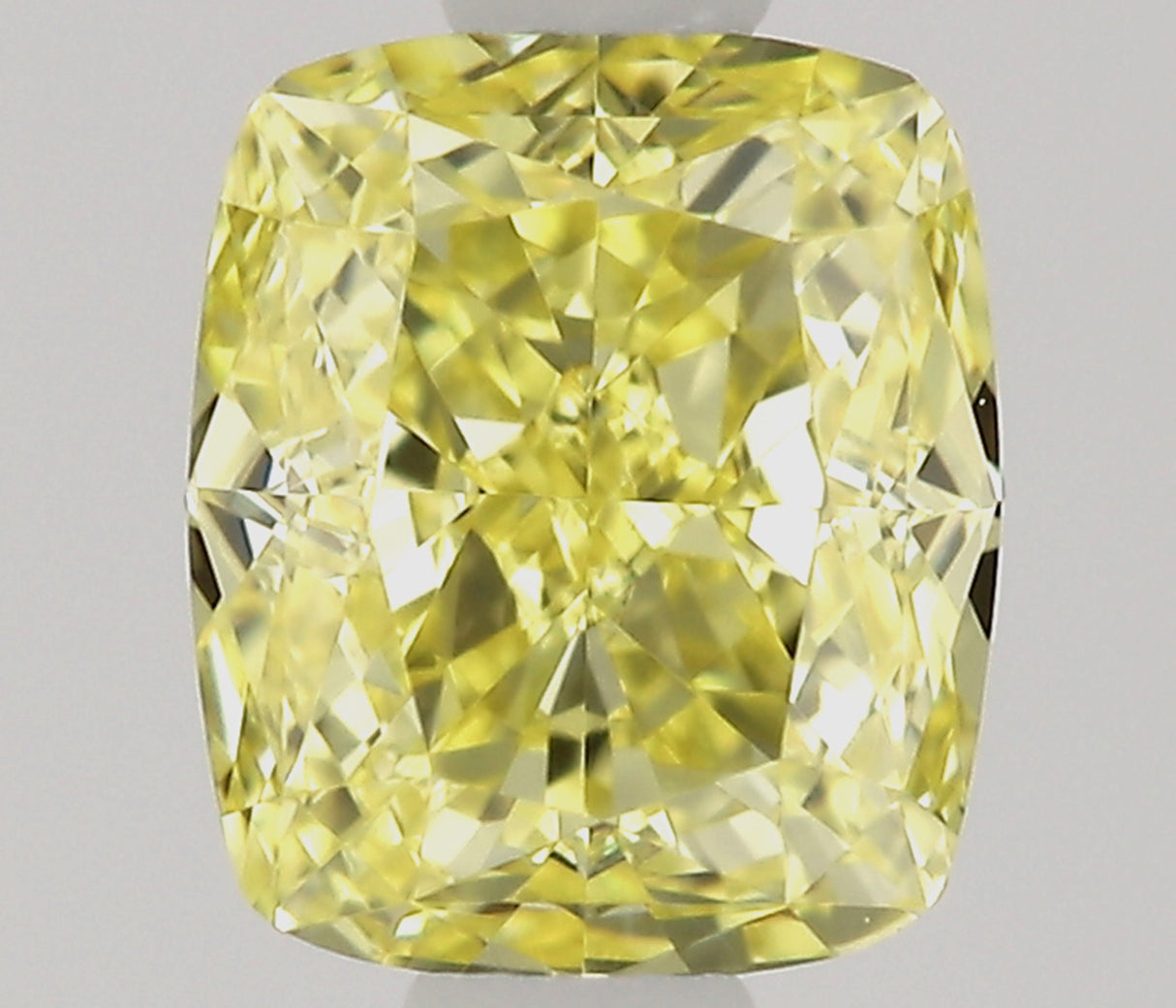 0.34 carat Cushion diamond  Yellow VVS1 Excellent