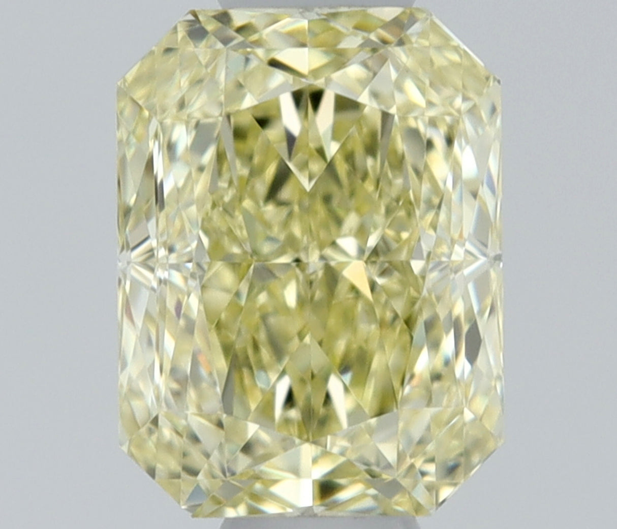0.53 carat Radiant diamond  Yellow IF Excellent