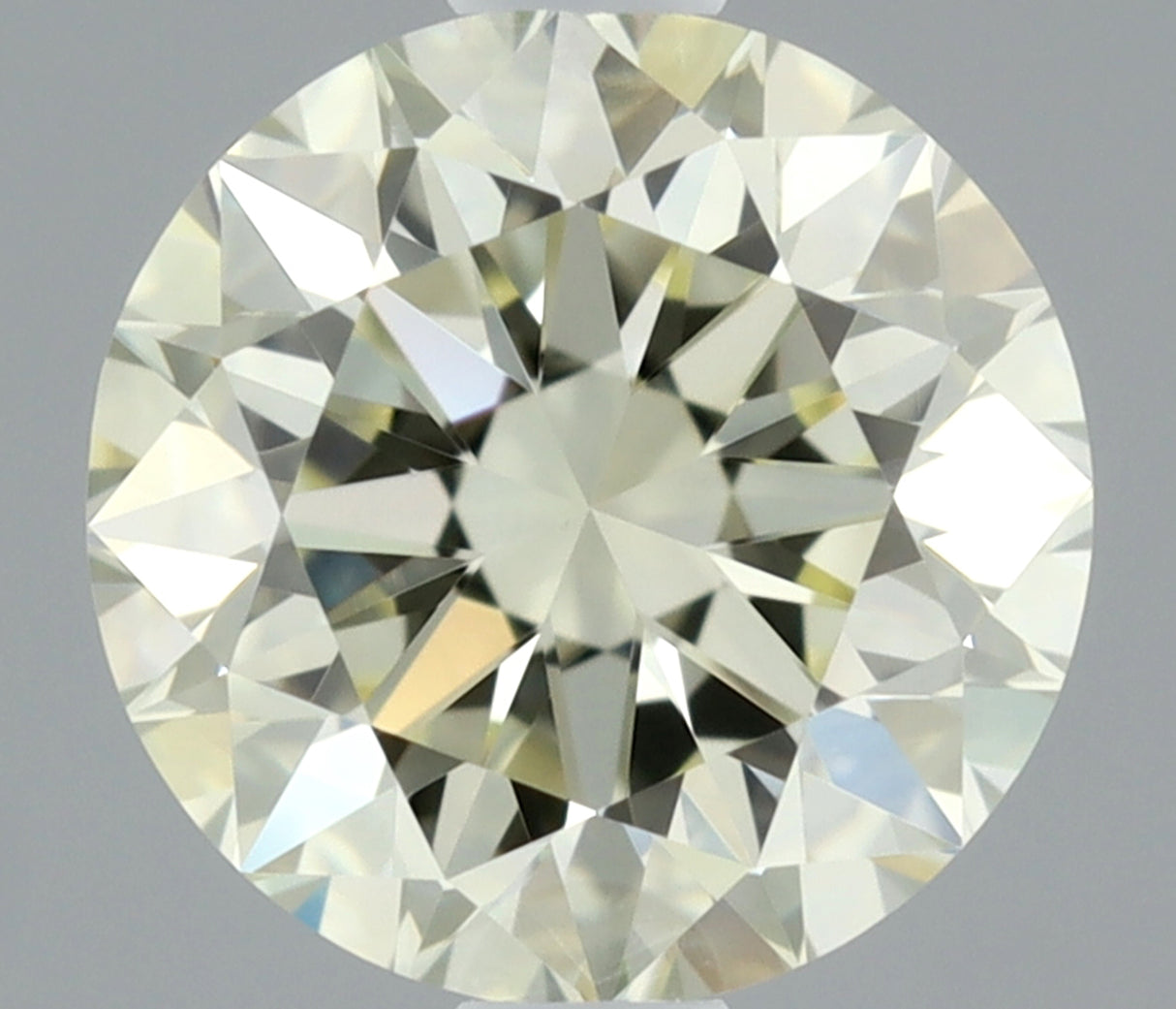 0.63 carat Round diamond L  VVS2 Excellent