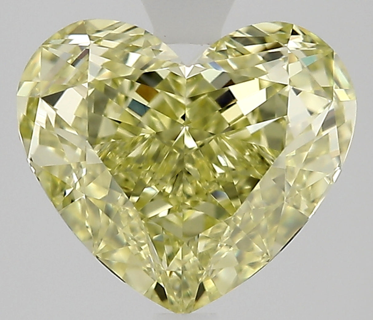 1.56 carat Heart diamond  Yellow VVS1 Excellent