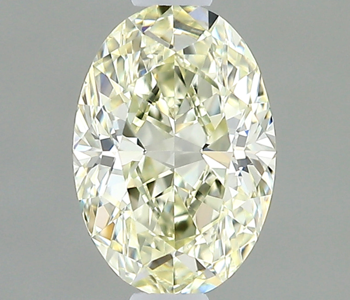 0.30 carat Oval diamond L  VVS1 Very good