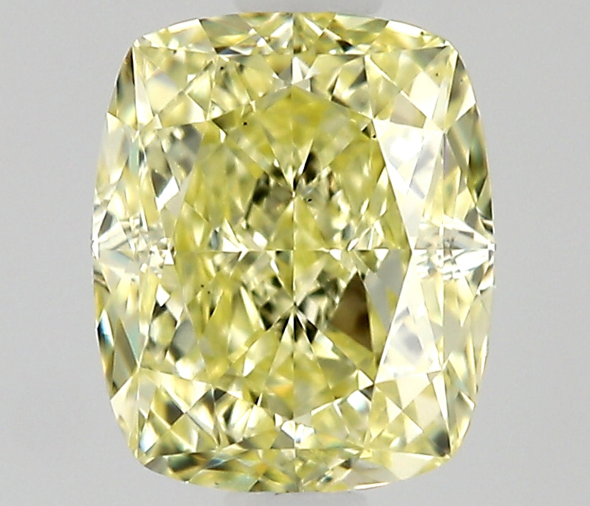 0.51 carat Cushion diamond  Yellow VS2 Excellent