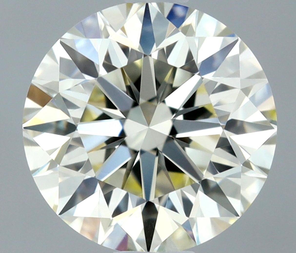 0.73 carat Round diamond L  VVS1 Excellent