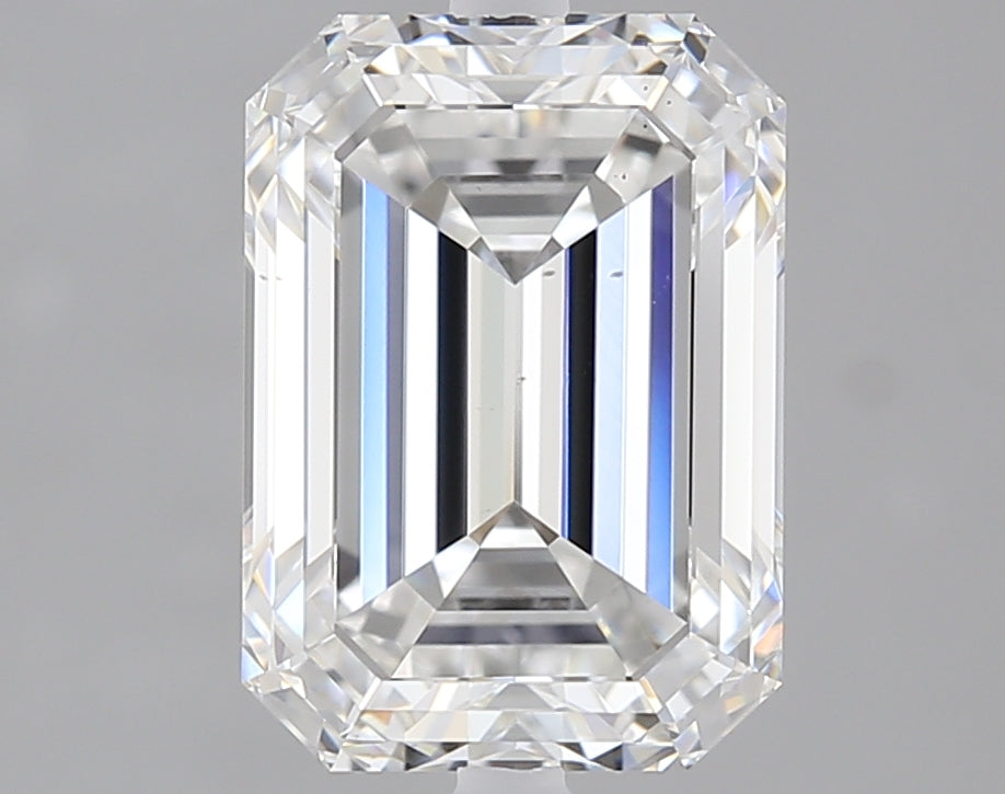 2.51 carat Emerald diamond E VS2 