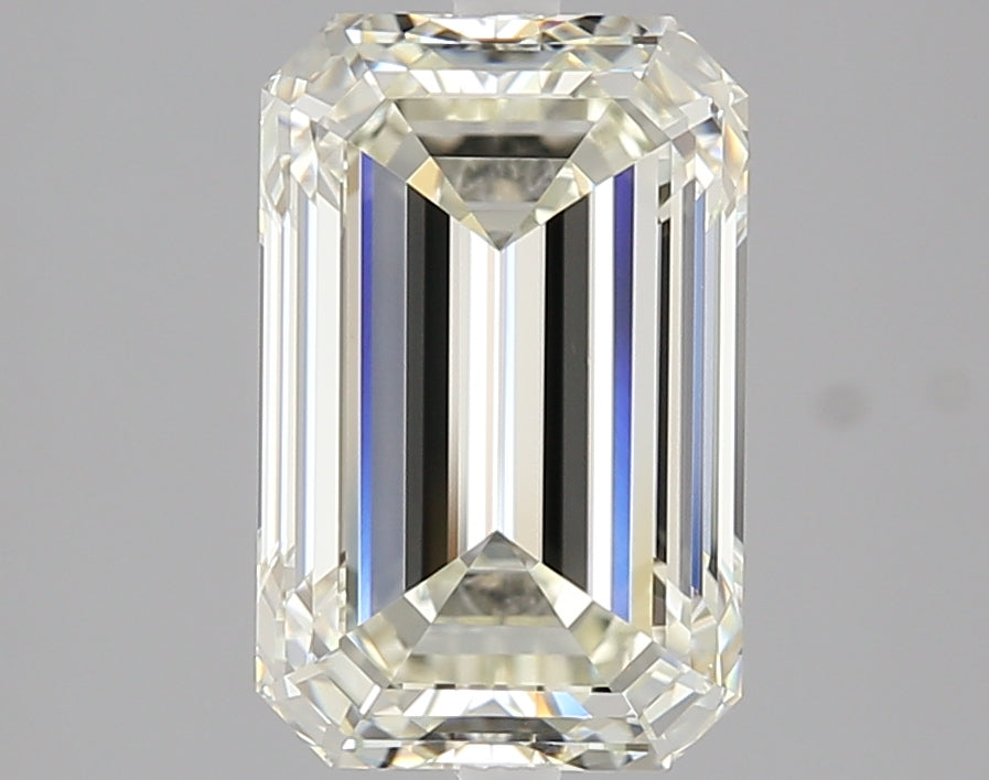 2.73 carat Emerald diamond J VVS2 