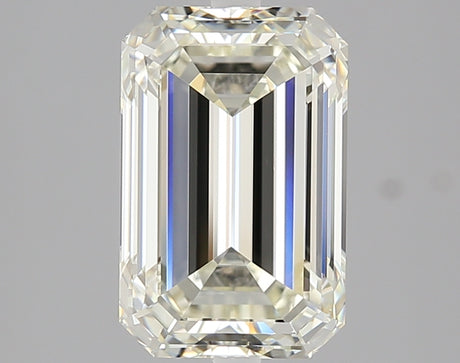 2.73 carat Emerald diamond J  VVS2 