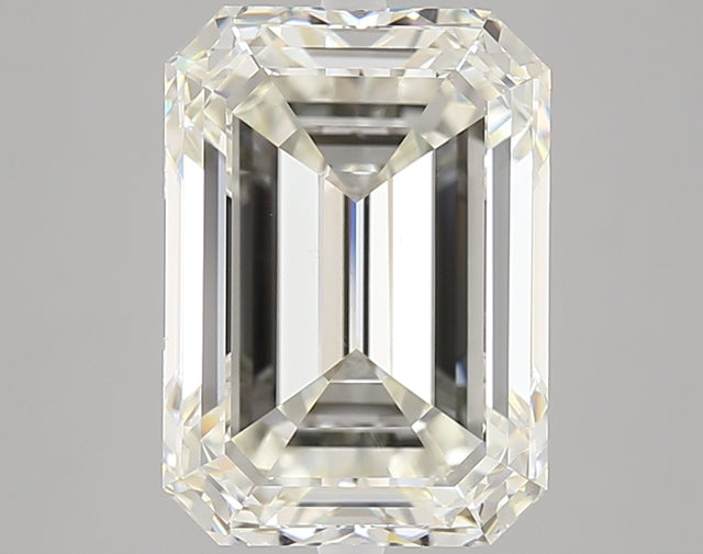 5.50 carat Emerald diamond K SI1 