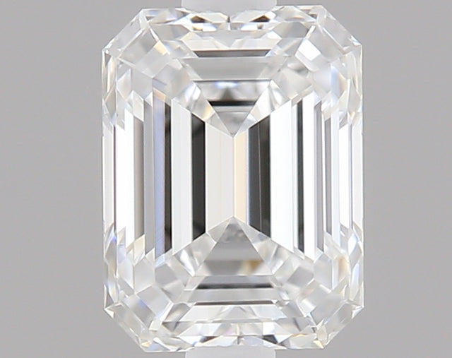 0.50 carat Emerald diamond E VS2 