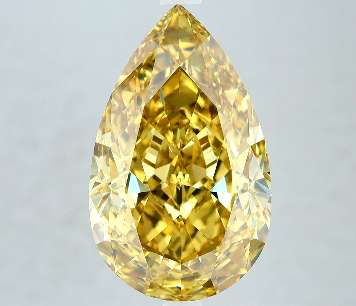 6.05 carat Pear diamond  Yellow VS2 Excellent