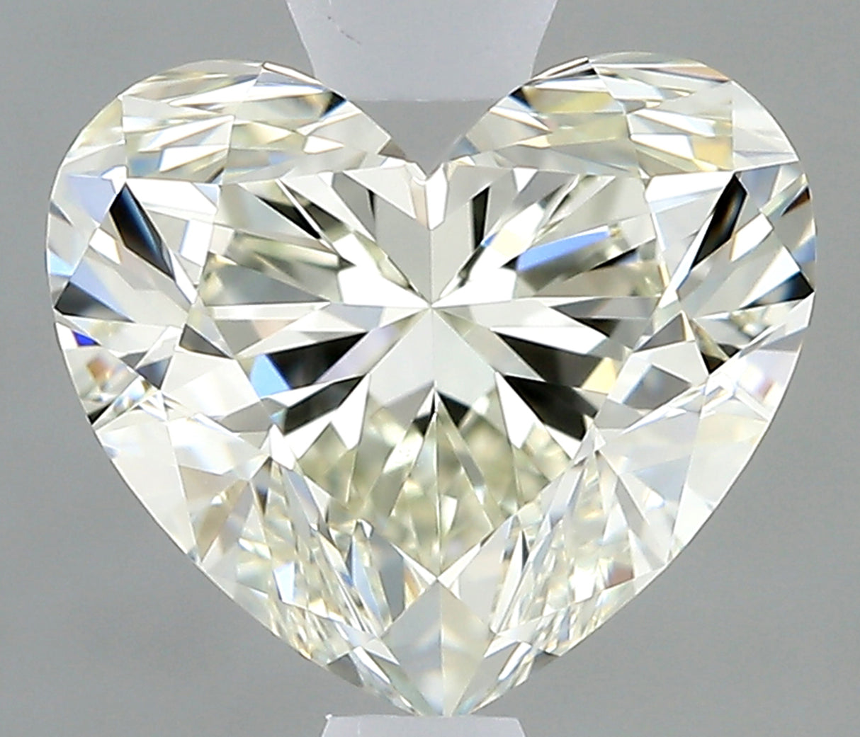 1.50 carat Heart diamond J  VVS1 Very good