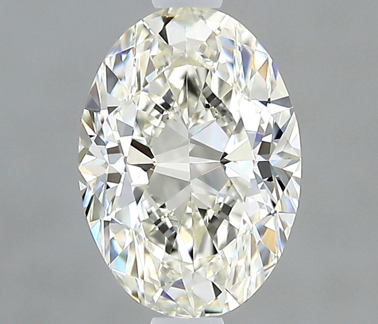 0.70 carat Oval diamond H  VVS2 Very good