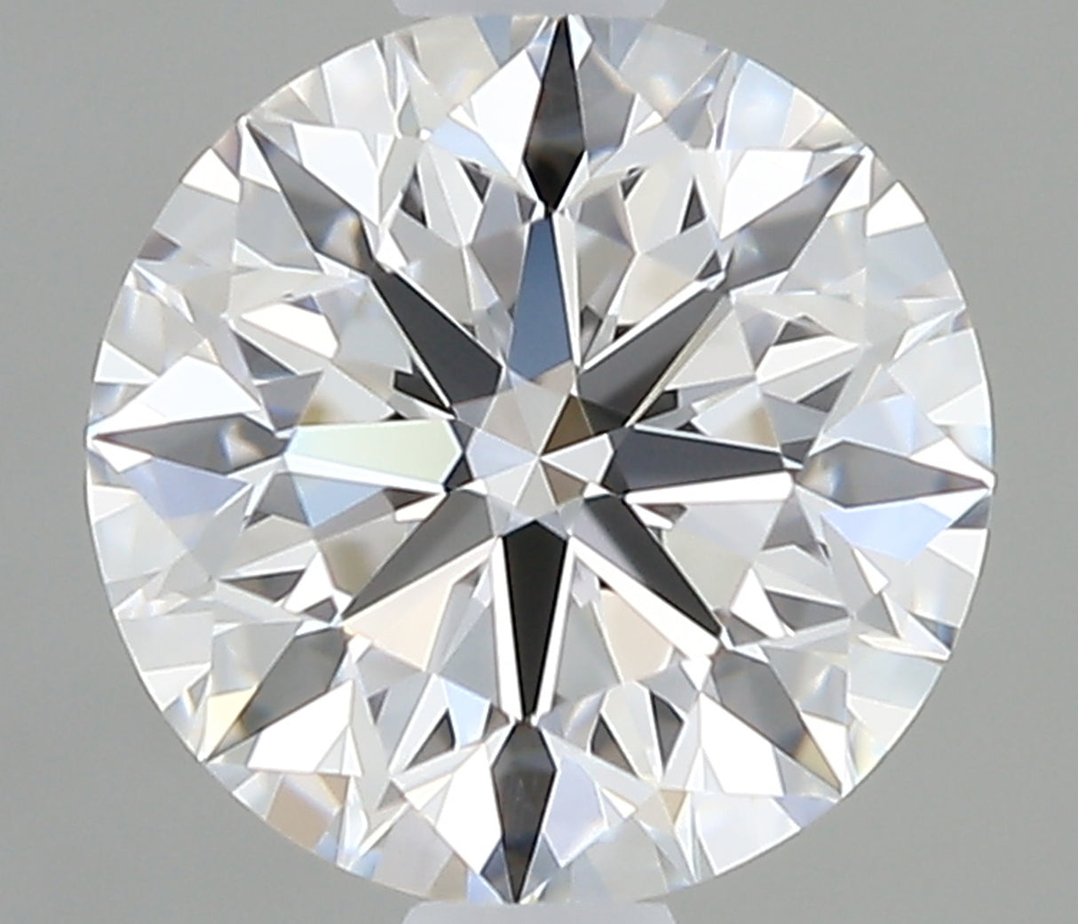 0.67 carat Round diamond D  VVS2 Excellent