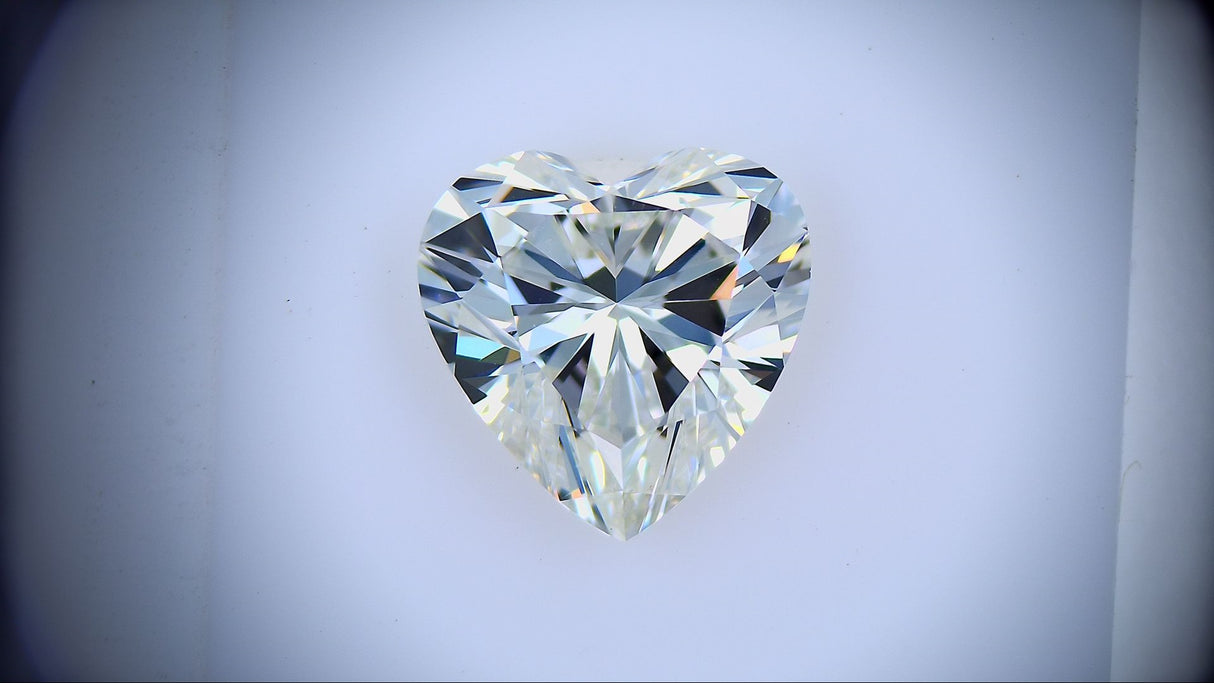1 carat Heart diamond H  VVS2