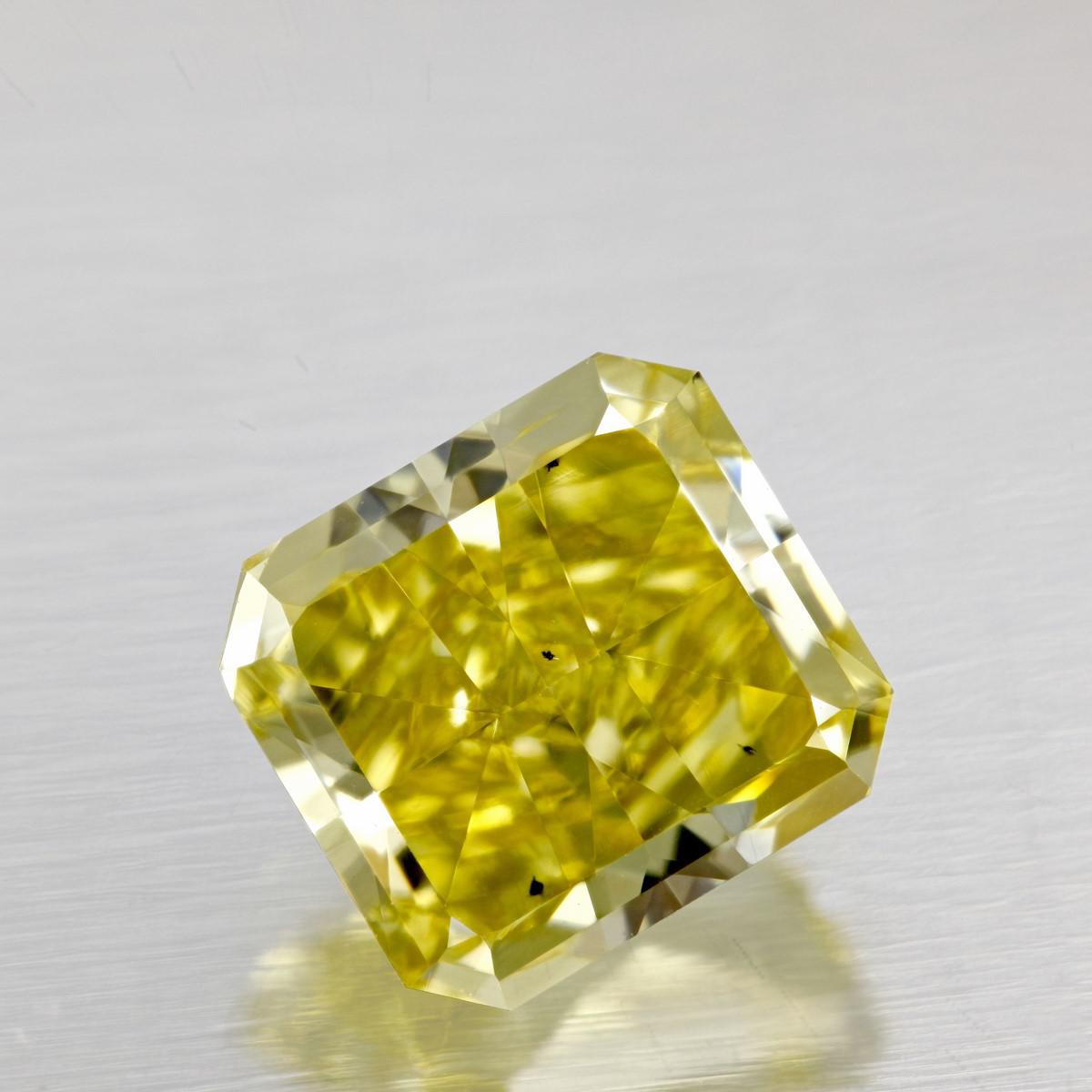 1.72 carat Radiant diamond  Yellow VS2