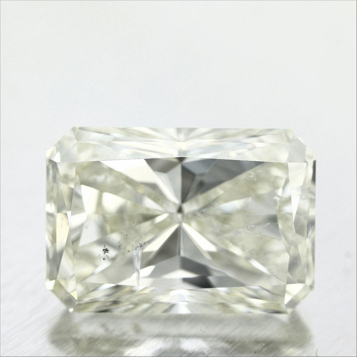 10.05 carat Radiant diamond L  SI2