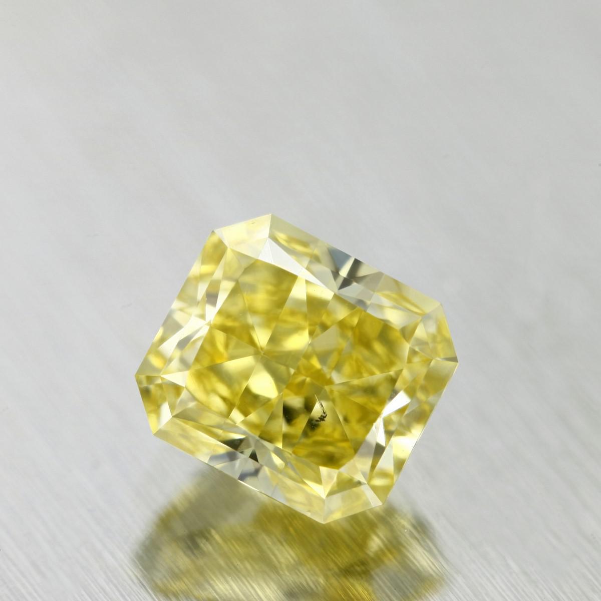 1.02 carat Radiant diamond  Yellow SI2