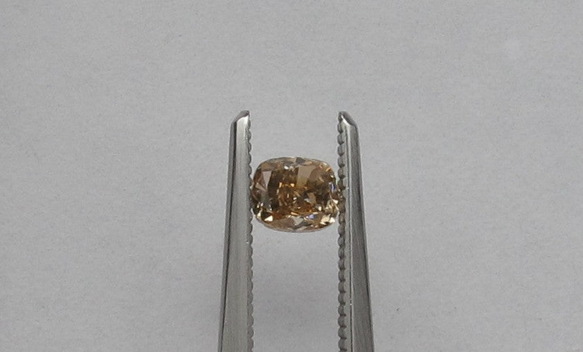 0.50 carat Cushion diamond  Brown SI1