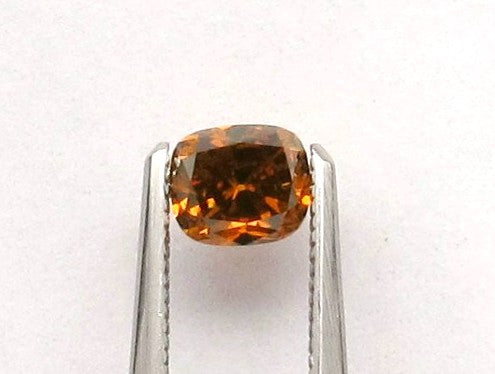 0.7 carat Cushion diamond  Orange SI2
