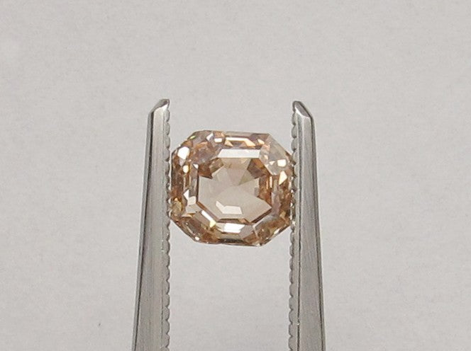 0.92 carat Emerald diamond  Brown VS2