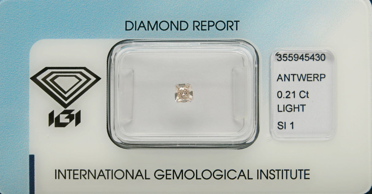 0.21 carat Radiant diamond  Pink SI1