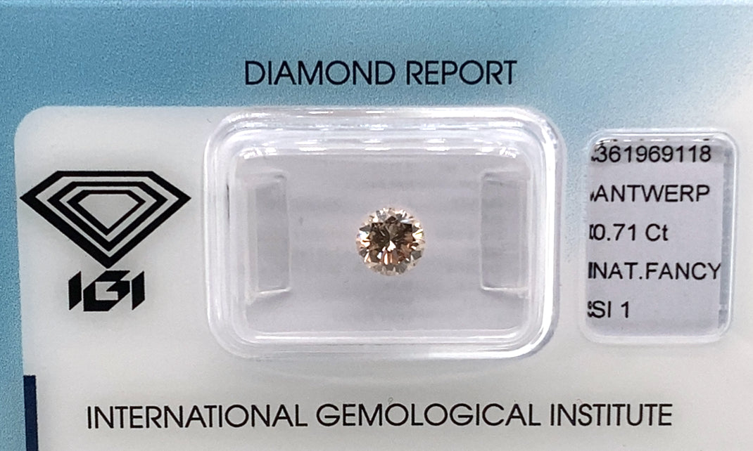 0.71 carat Round diamond  Brown SI1