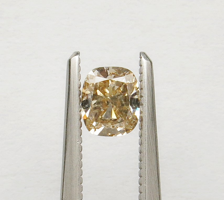 0.53 carat Cushion diamond  Brown SI1