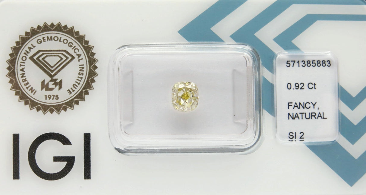 0.92 carat Cushion diamond  Yellow SI2
