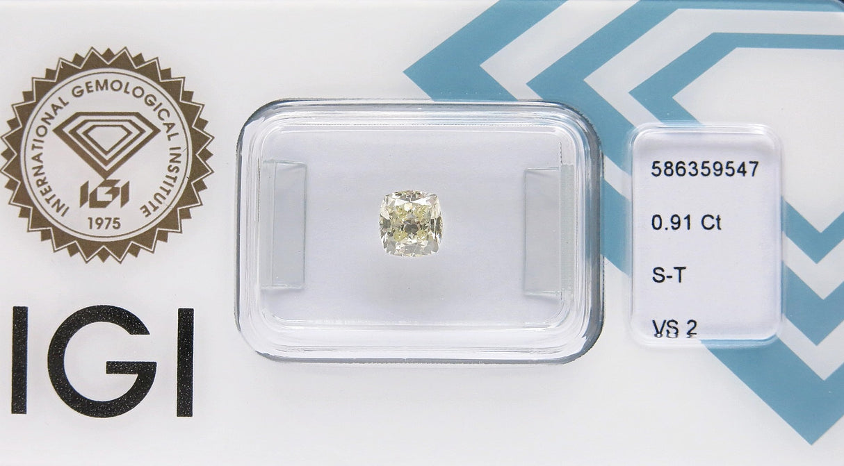 0.91 carat Cushion diamond  Yellow VS2