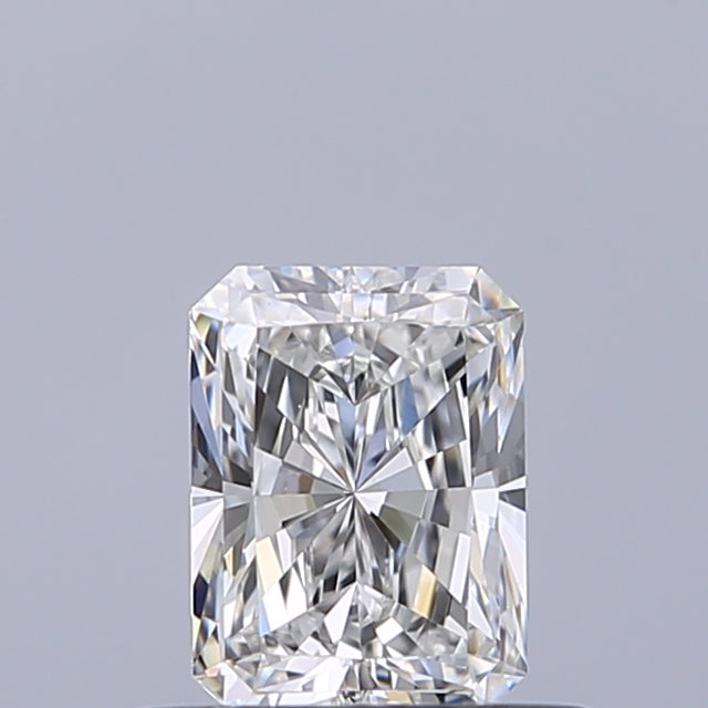 0.45 carat Radiant diamond G IF 