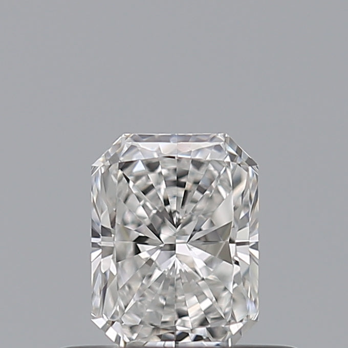 0.40 carat Radiant diamond E  VVS1