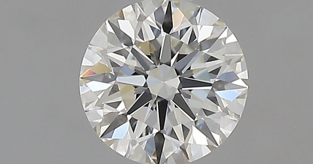 0.65 carat Round diamond I IF Excellent