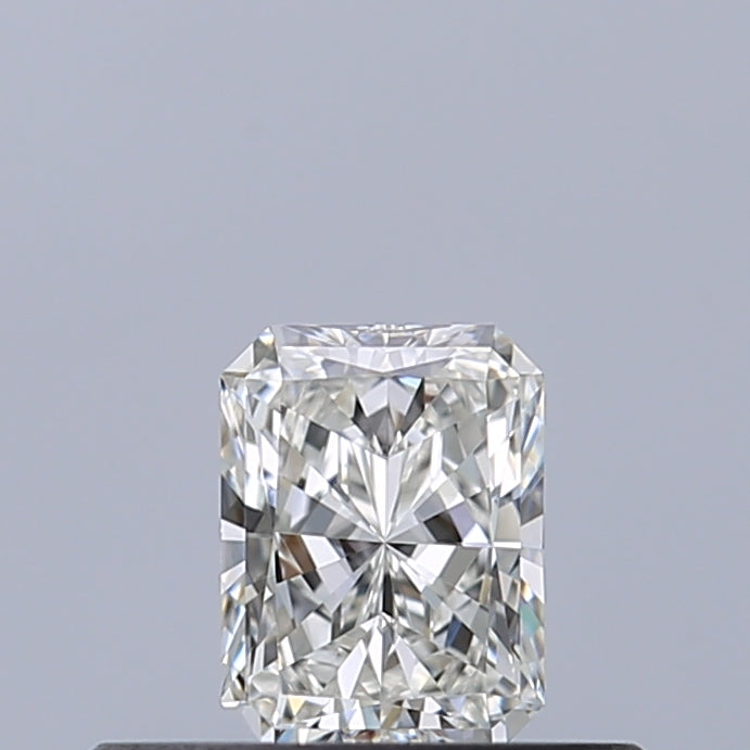 0.28 carat Radiant diamond G VVS2 