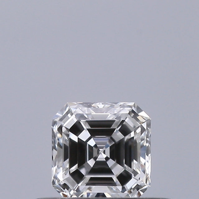 0.30 carat Emerald diamond E VS1 