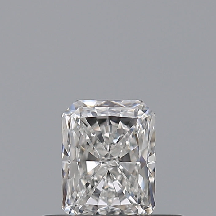 0.33 carat Radiant diamond E  IF
