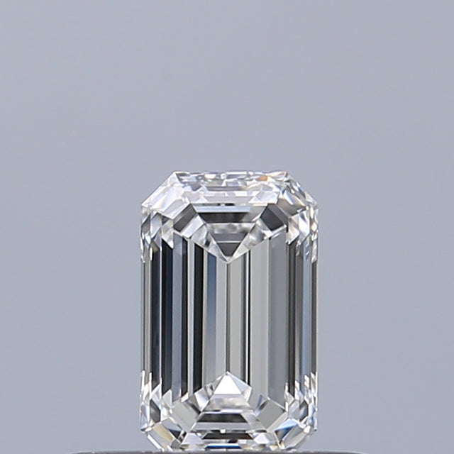 0.32 carat Emerald diamond E VVS2 