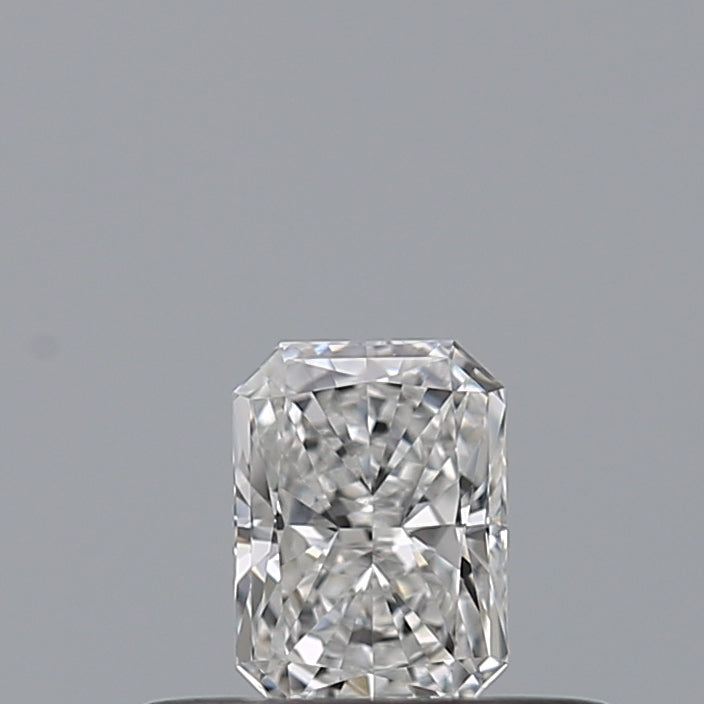 0.23 carat Radiant diamond E  VVS2