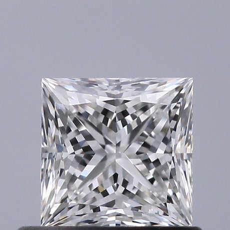0.70 carat Princess diamond E VVS2 