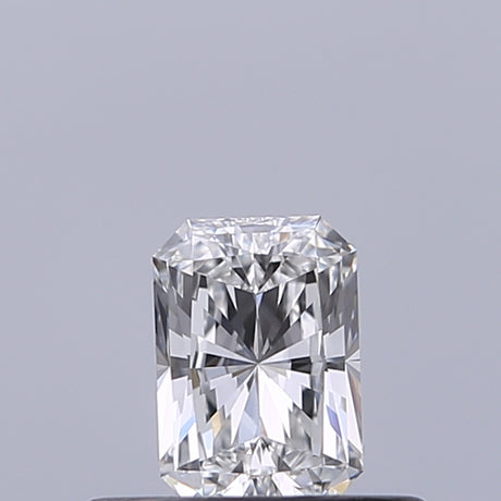 0.30 carat Radiant diamond E VVS2 