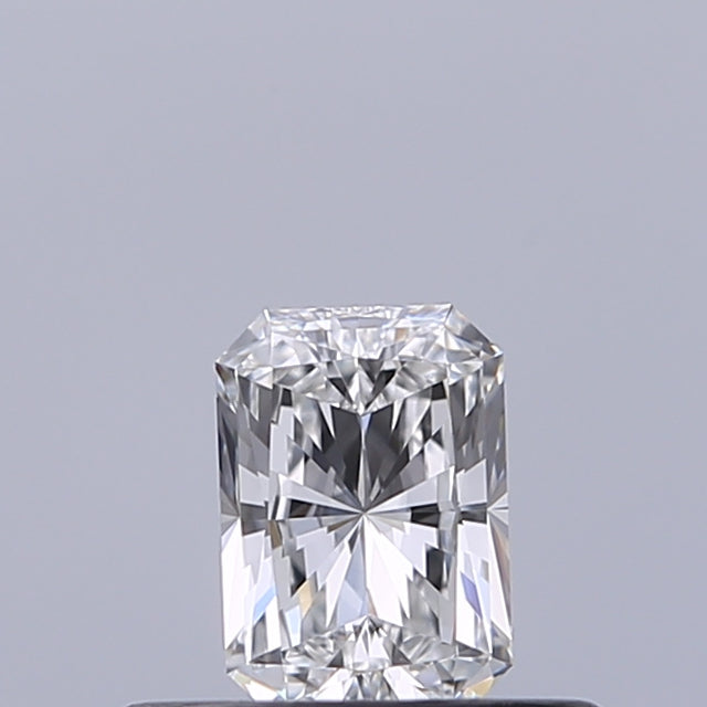 0.30 carat Radiant diamond E VVS2 