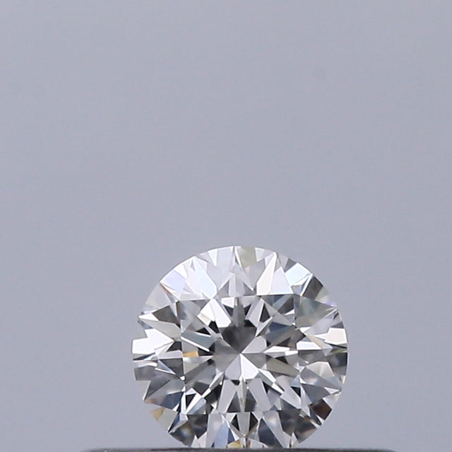 0.18 carat Round diamond F VVS2 Excellent