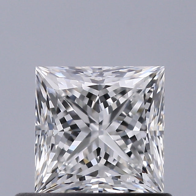 0.70 carat Princess diamond E VVS2 